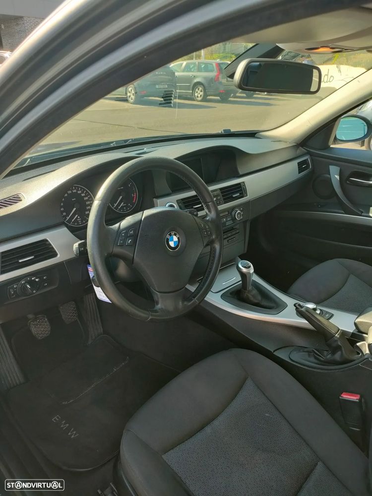 BMW 320 d - 6