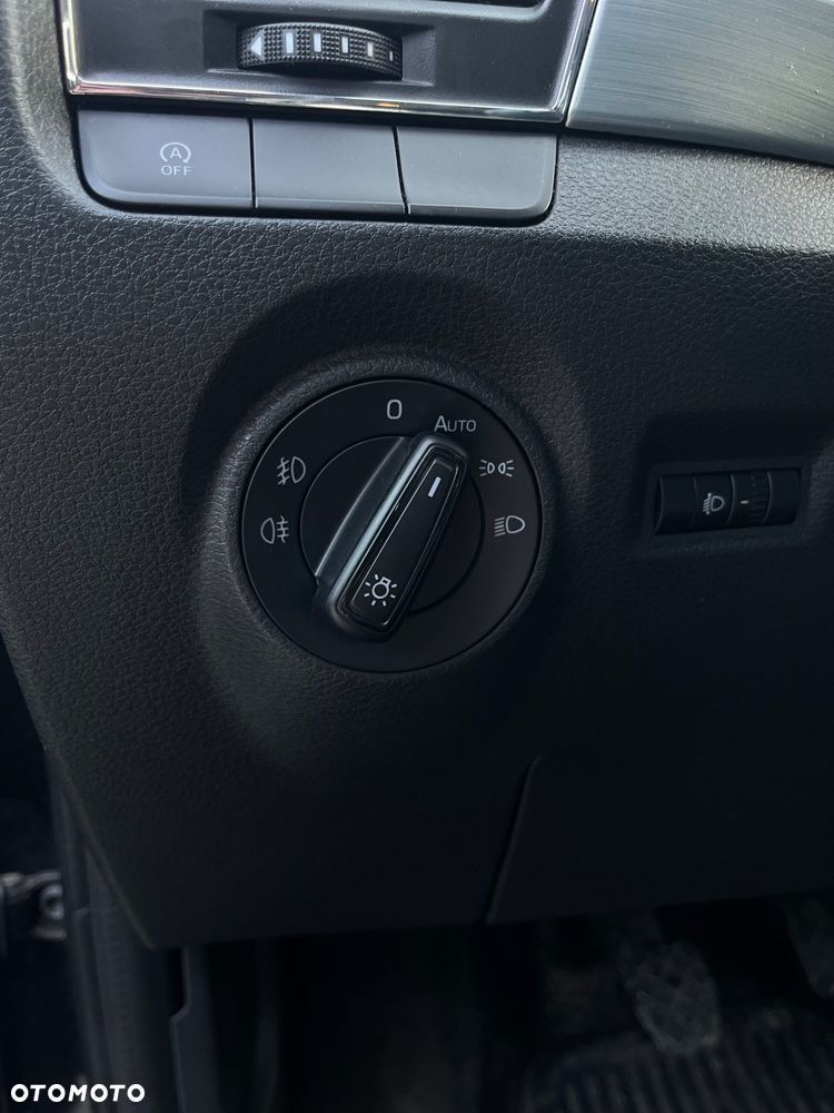 Skoda Fabia 1.0 TSI Ambition - 10