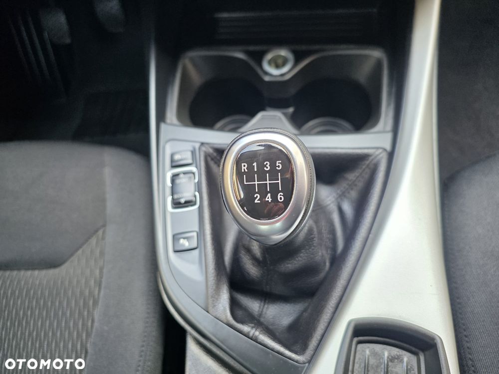 BMW Seria 1 116i - 23