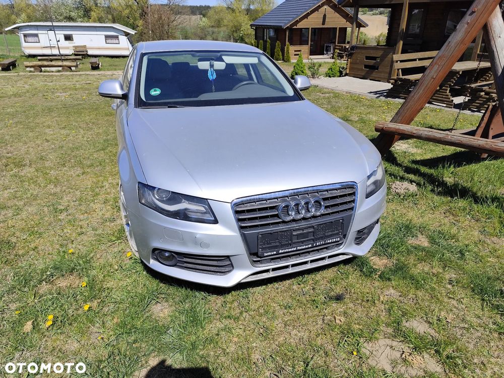 Audi A4 Limousine - 2