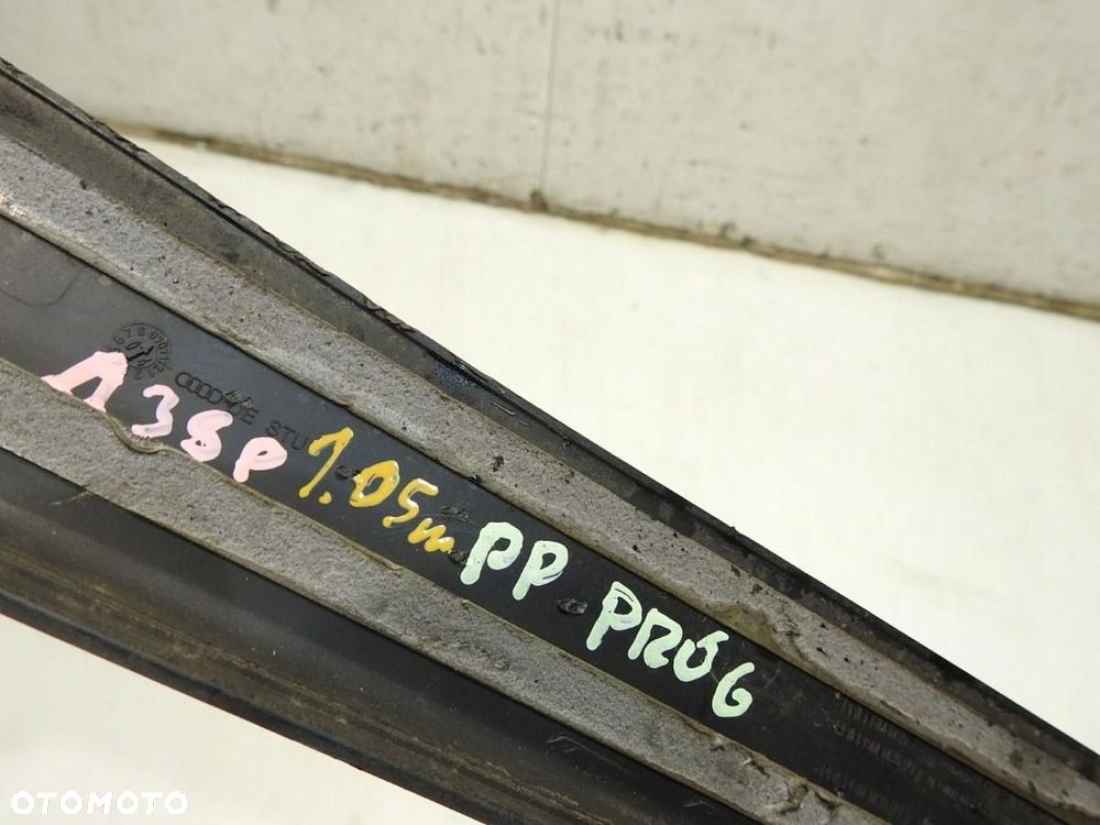 LISTWA NAKŁADKA PROGU PRAWY PRZÓD AUDI A3 8P 8P4853492A 8P4853492B - 2