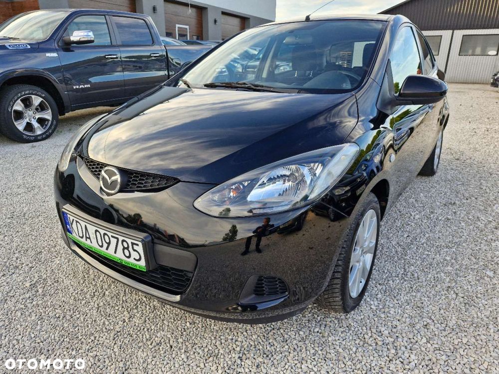 Mazda 2 - 3