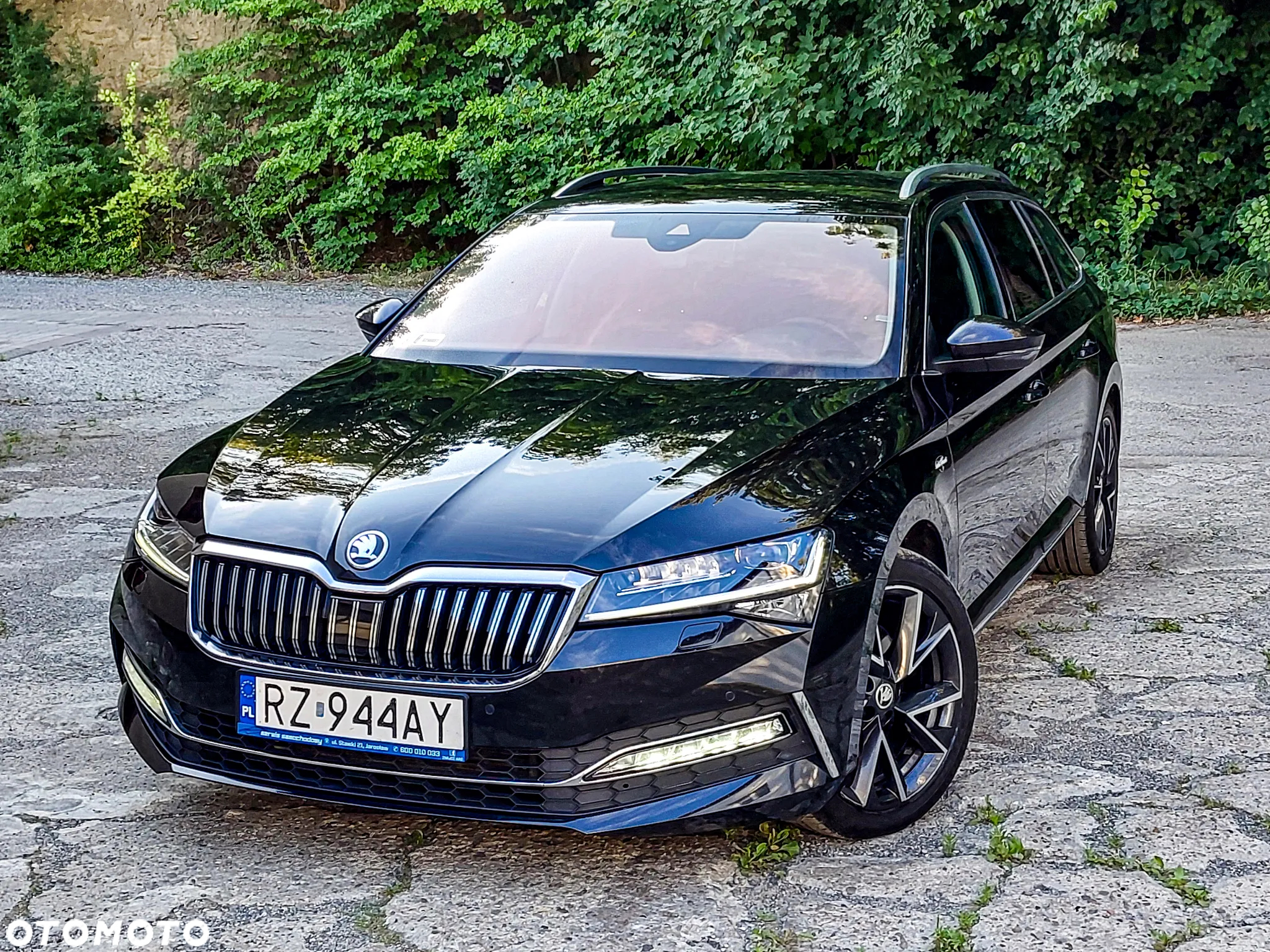 Skoda Superb 2.0 TDI SCR 4x4 L&K DSG - 12