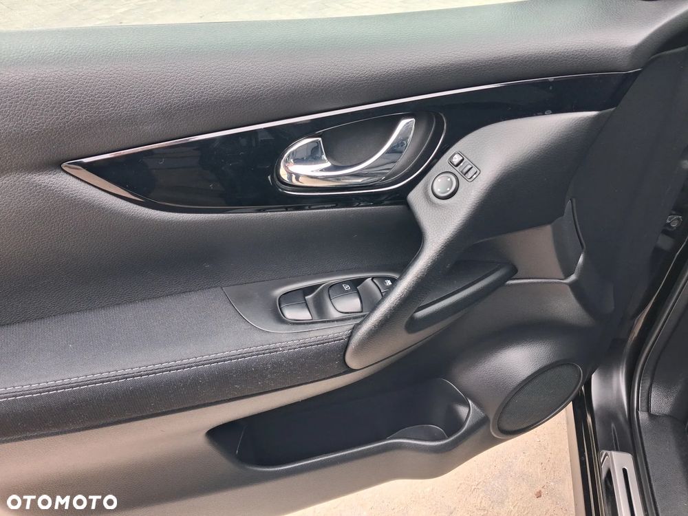 Nissan Qashqai 1.2 DIG-T N-Connecta - 11