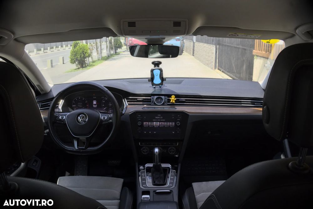 Volkswagen Passat - 7