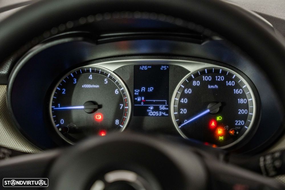 Nissan Micra 1.0 G Acenta - 24