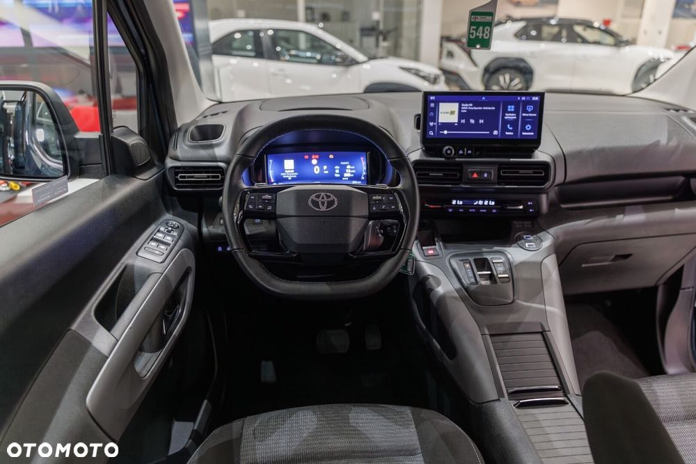 Toyota Proace City - 32
