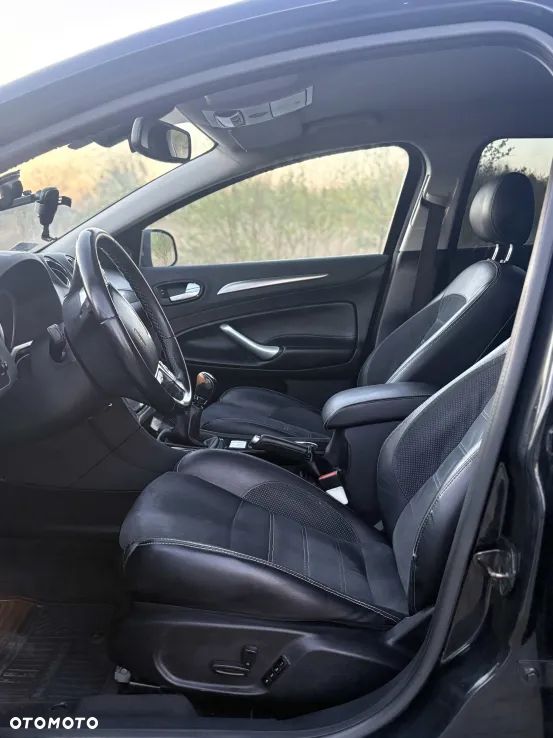 Ford Mondeo 2.0 Titanium - 11
