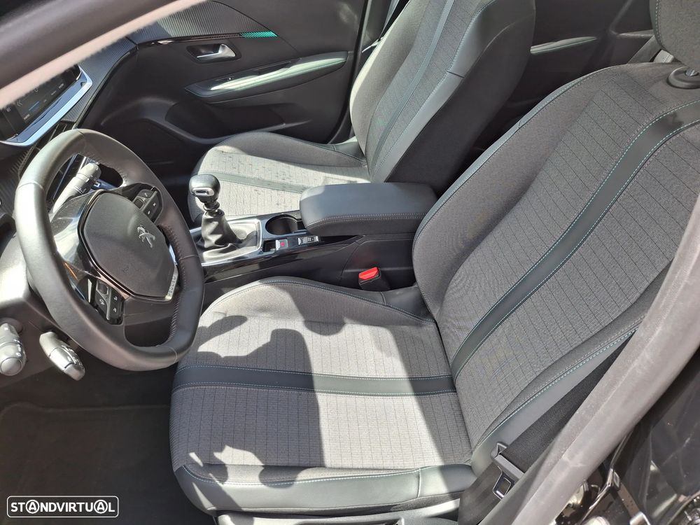 Peugeot 208 1.2 PureTech Allure Pack - 7