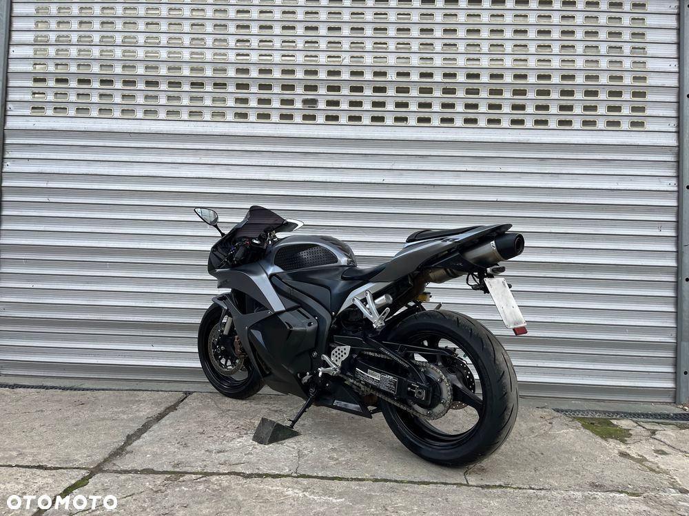 Honda CBR - 13