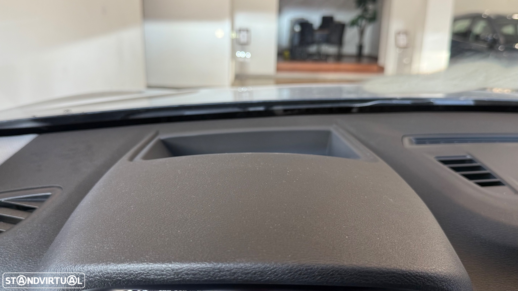 BMW X1 16 d sDrive Line Sport - 12