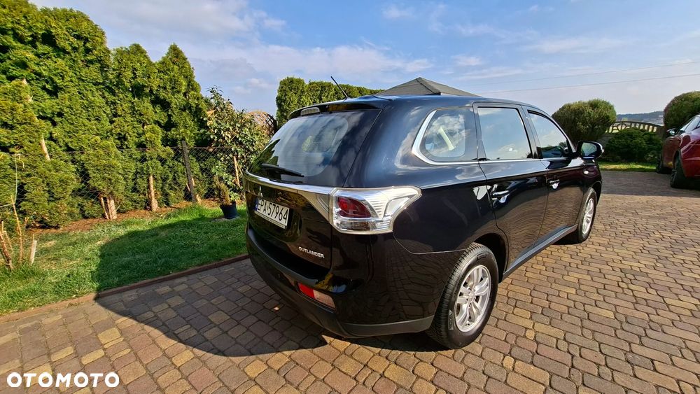 Mitsubishi Outlander 2.0 2WD Inform - 7