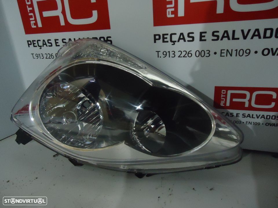 Farol Honda Civic de 2004 - 1