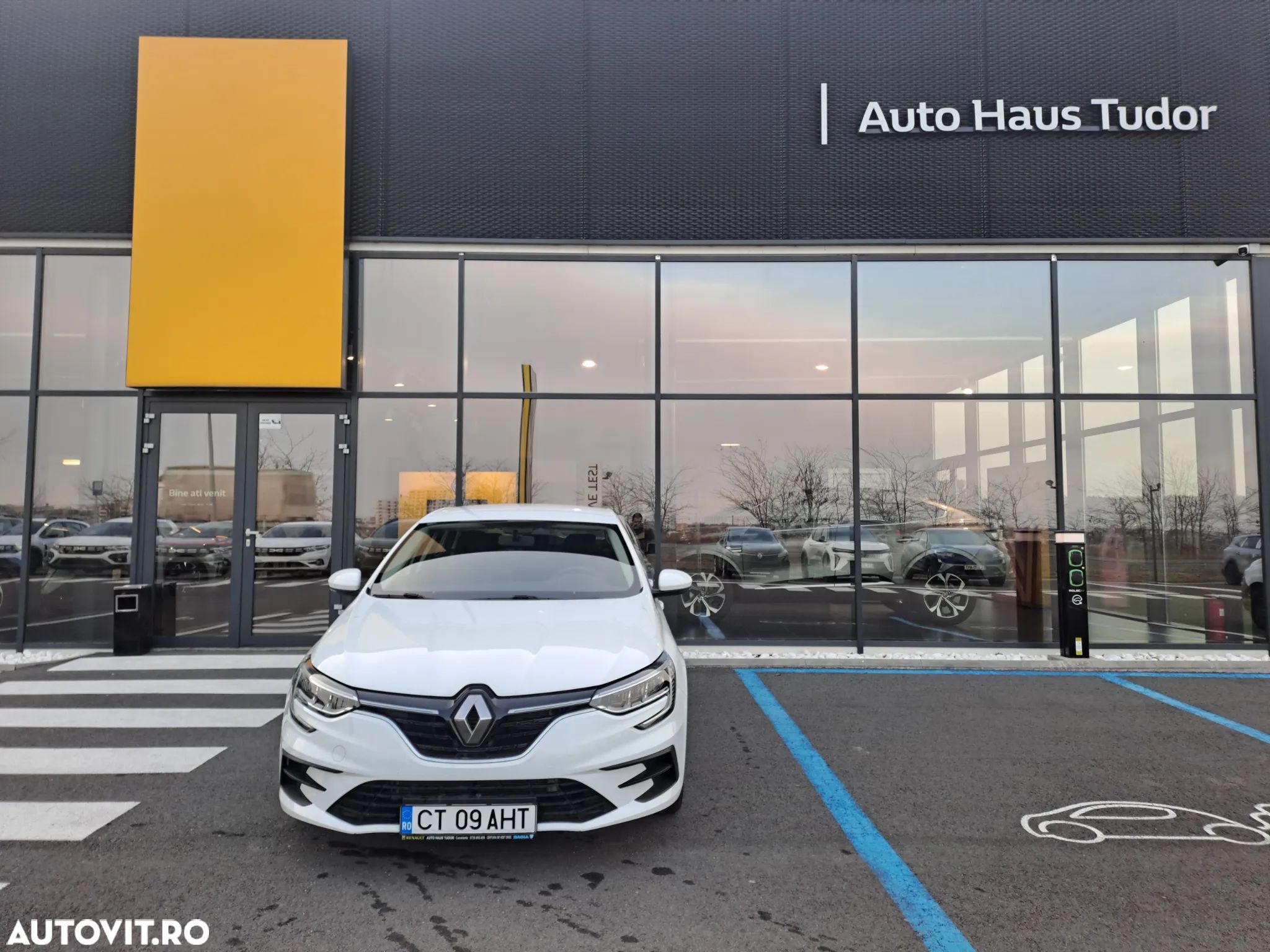 Renault Megane Blue dCi 115 Authentic - 1