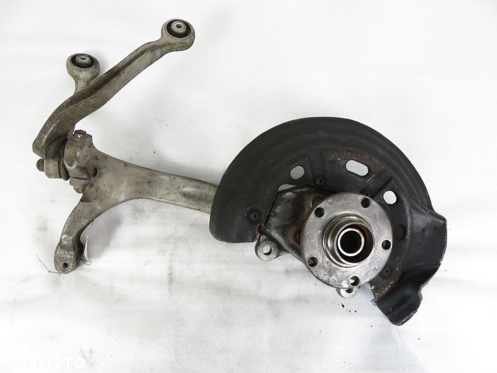 ZWROTNICA PIASTA PRZEDNIA PRAWA AUDI A8 D3 4.0 TDI quattro - 1