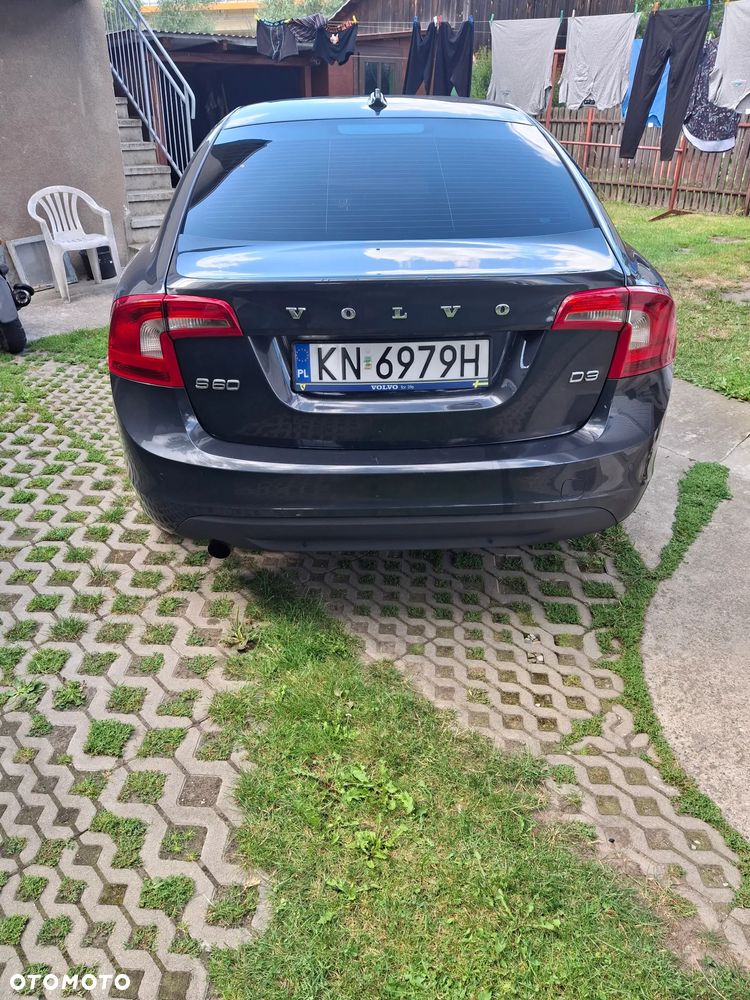 Volvo S60 D3 Momentum - 16
