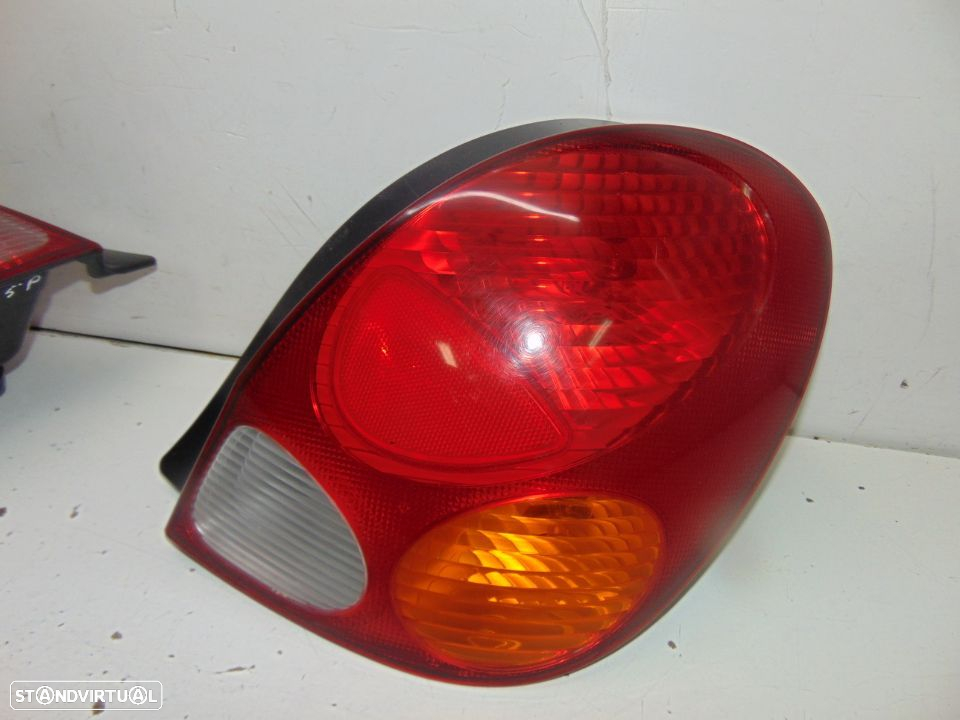 Toyota corolla farolins - 5