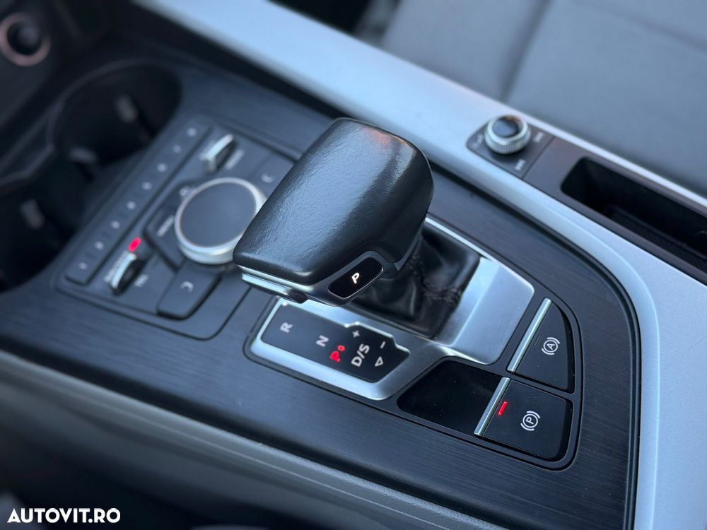 Audi A4 2.0 TDI S tronic quattro sport - 13