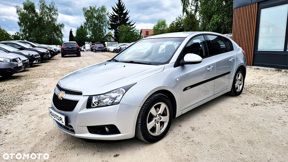 Chevrolet Cruze 1.6 - 25