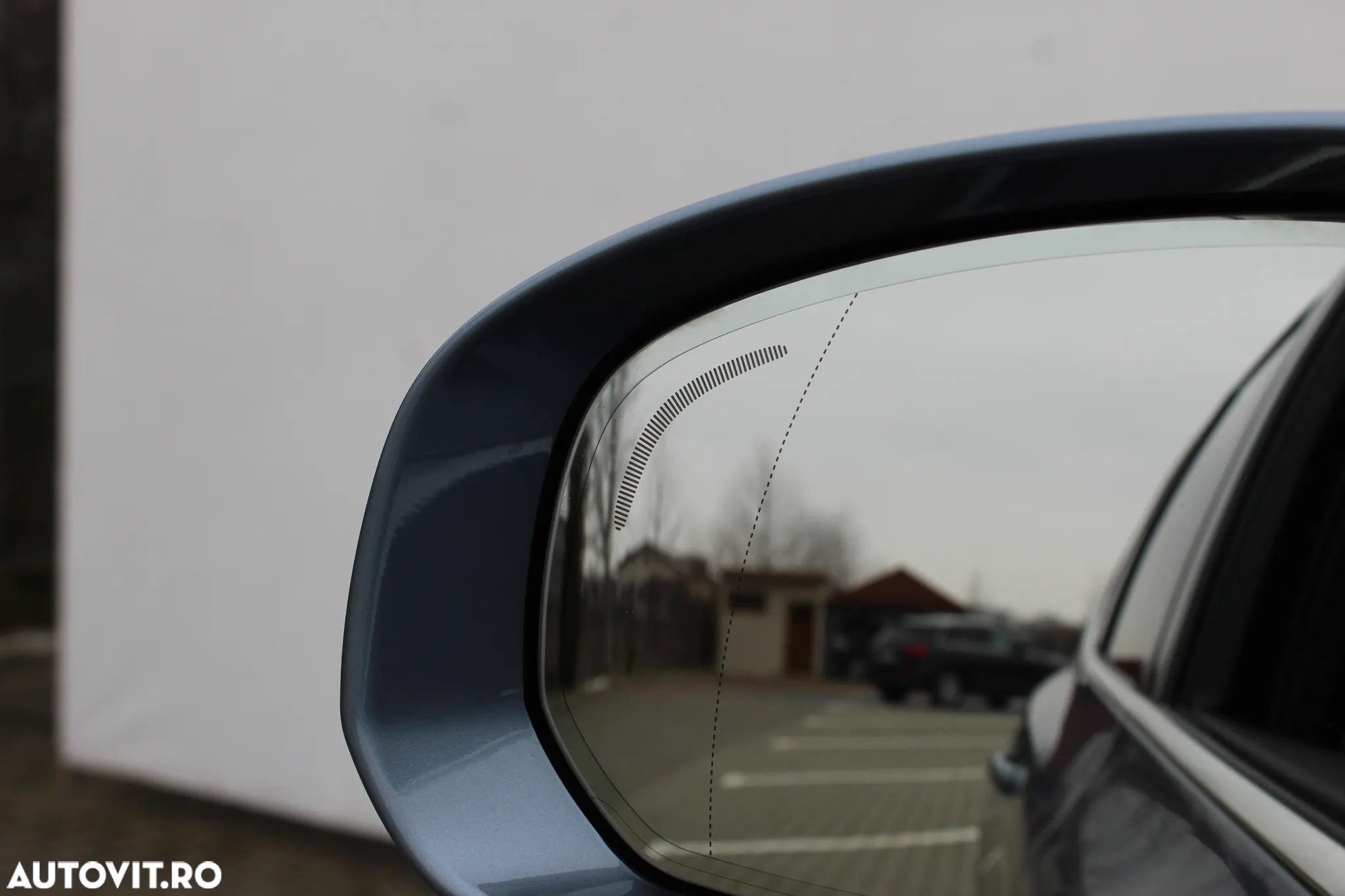 Volvo XC 60 B4 MHEV AT8 AWD Inscription - 36