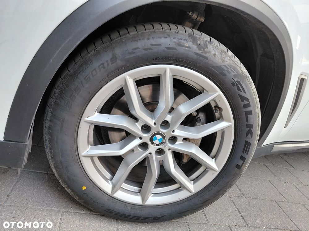BMW X5 xDrive30d - 23