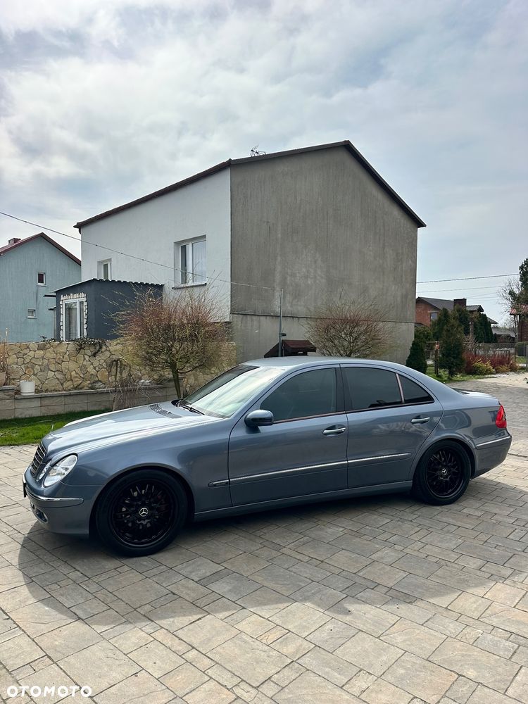 Mercedes-Benz Klasa E 240 Elegance - 5