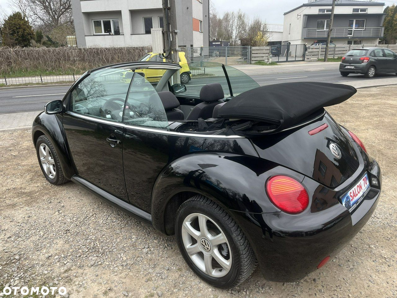 Volkswagen New Beetle - 10