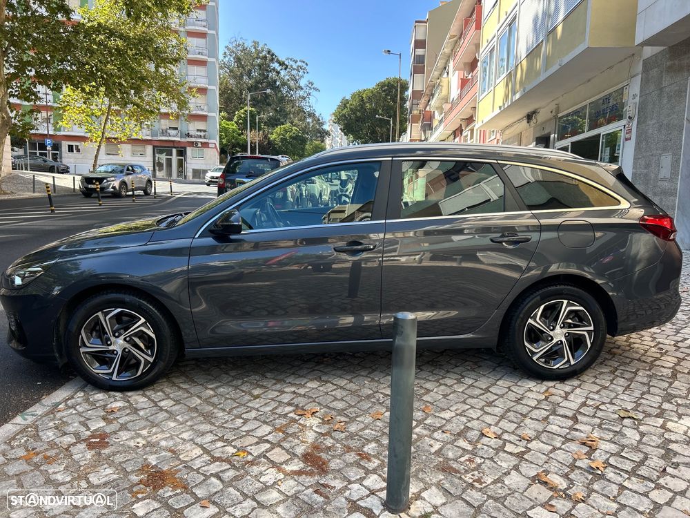 Hyundai i30 CW - 13