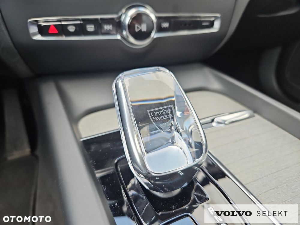 Volvo S60 B5 B AWD Ultimate Dark - 28