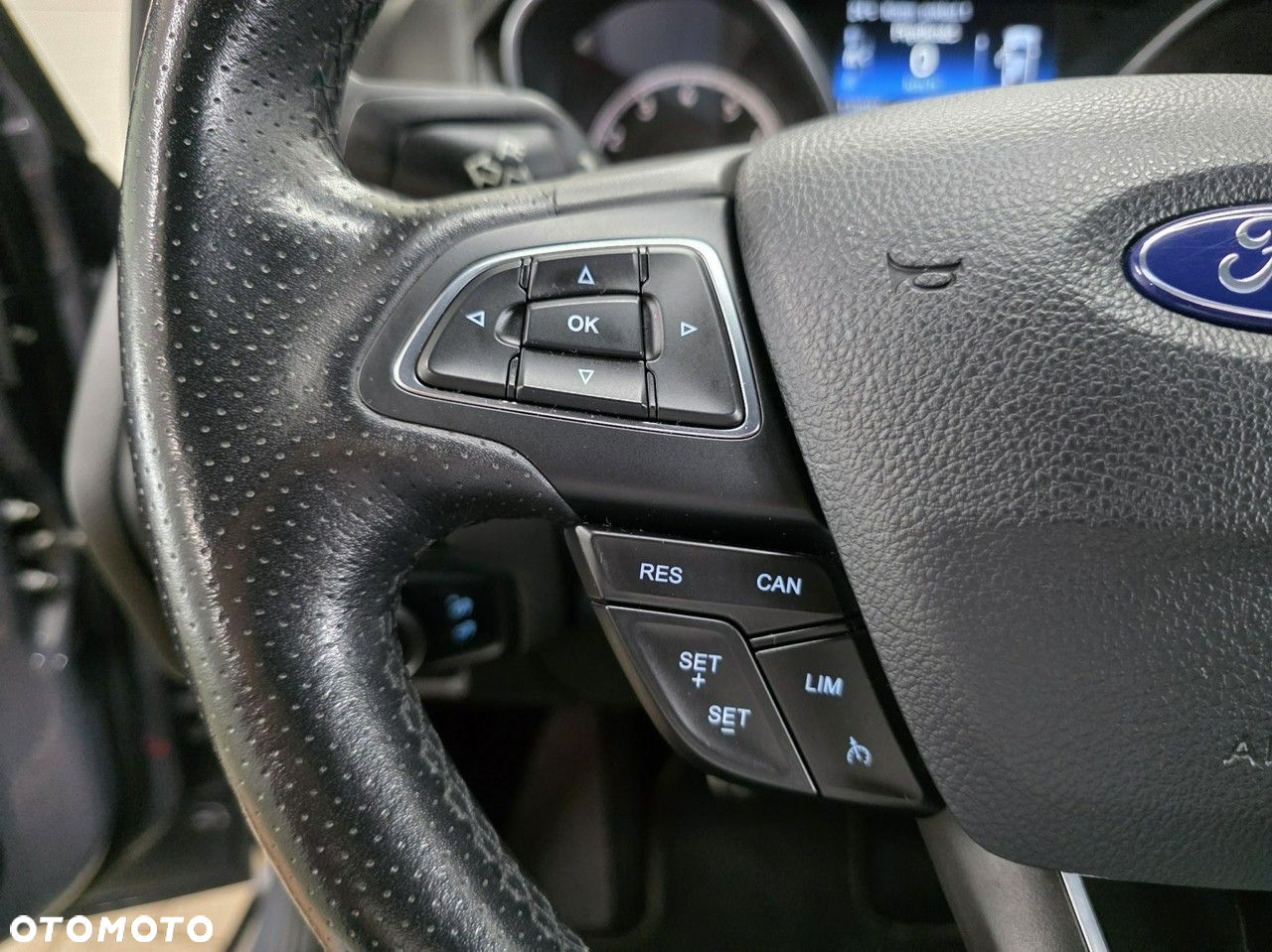 Ford Focus - 23