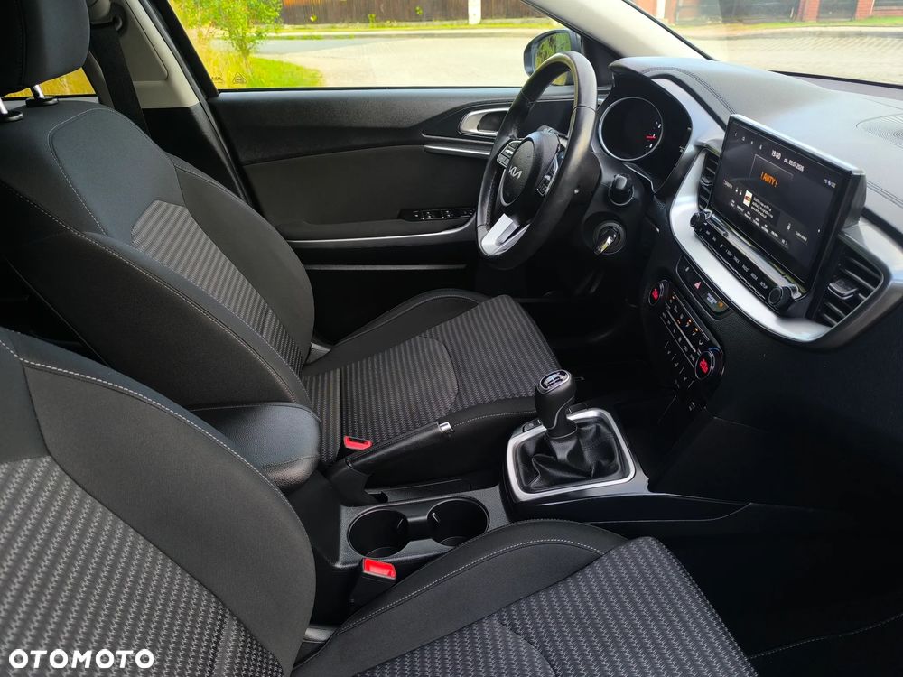 Kia Ceed 1.5 T-GDI OPF Spirit - 22