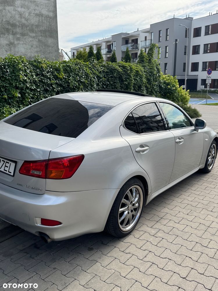 Lexus IS 250 Elegance - 4