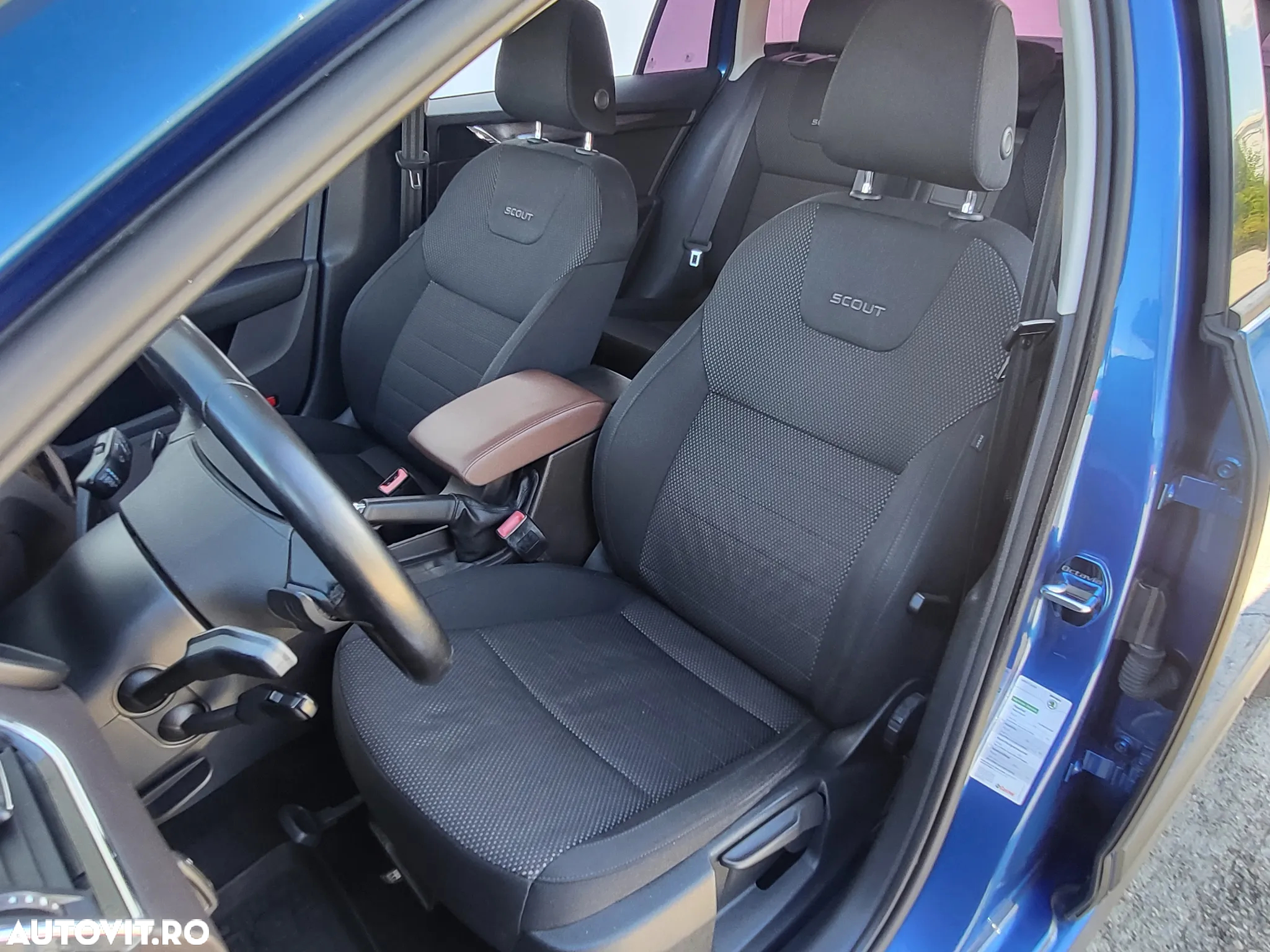 Skoda Octavia 2.0 TDI 4x4 DSG Scout - 10