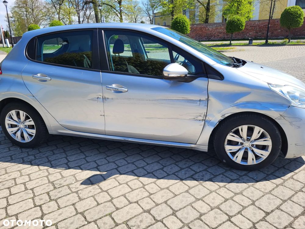 Peugeot 208 1.4 VTi Active - 10