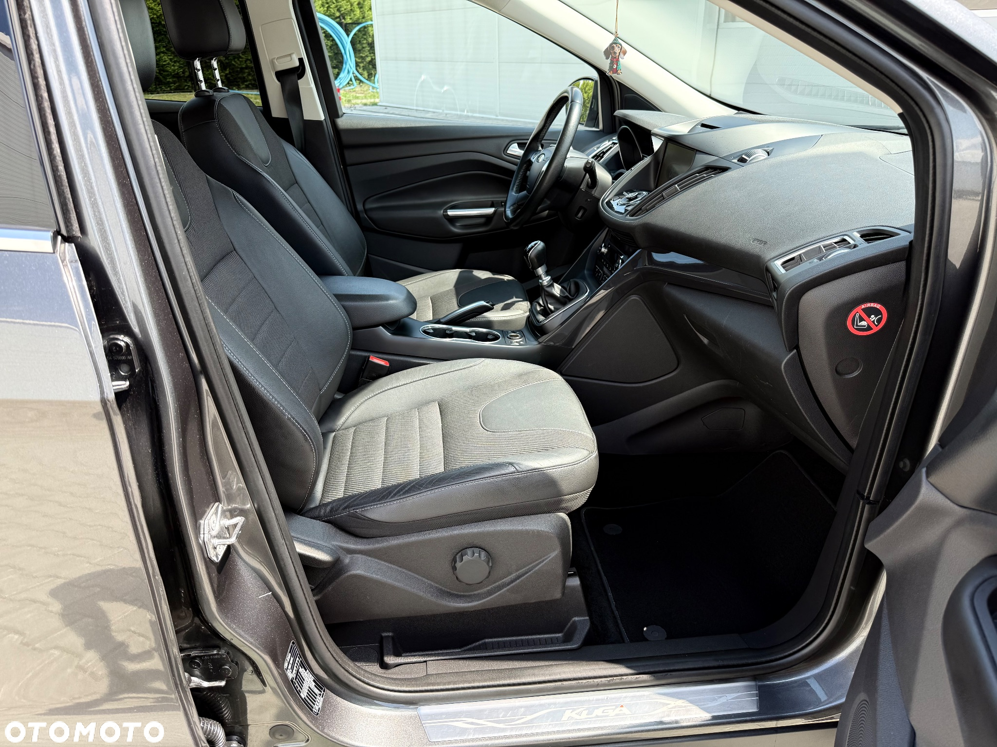 Ford Kuga 2.0 TDCi 4WD Titanium - 17
