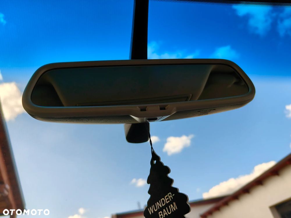Volkswagen Sharan - 25