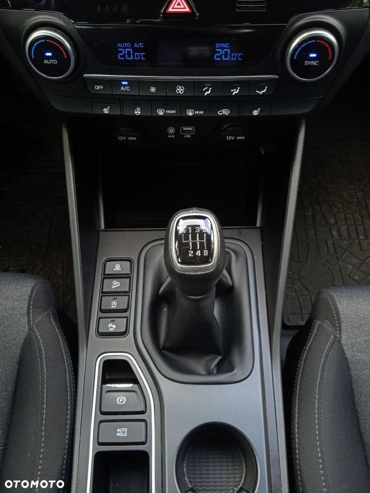 Hyundai Tucson 1.6 GDi Comfort 2WD - 27