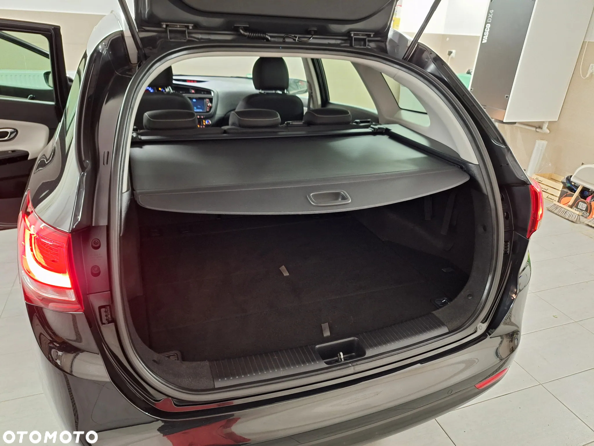 Kia Ceed 1.4 CVVT SW Dream Team Edition - 24