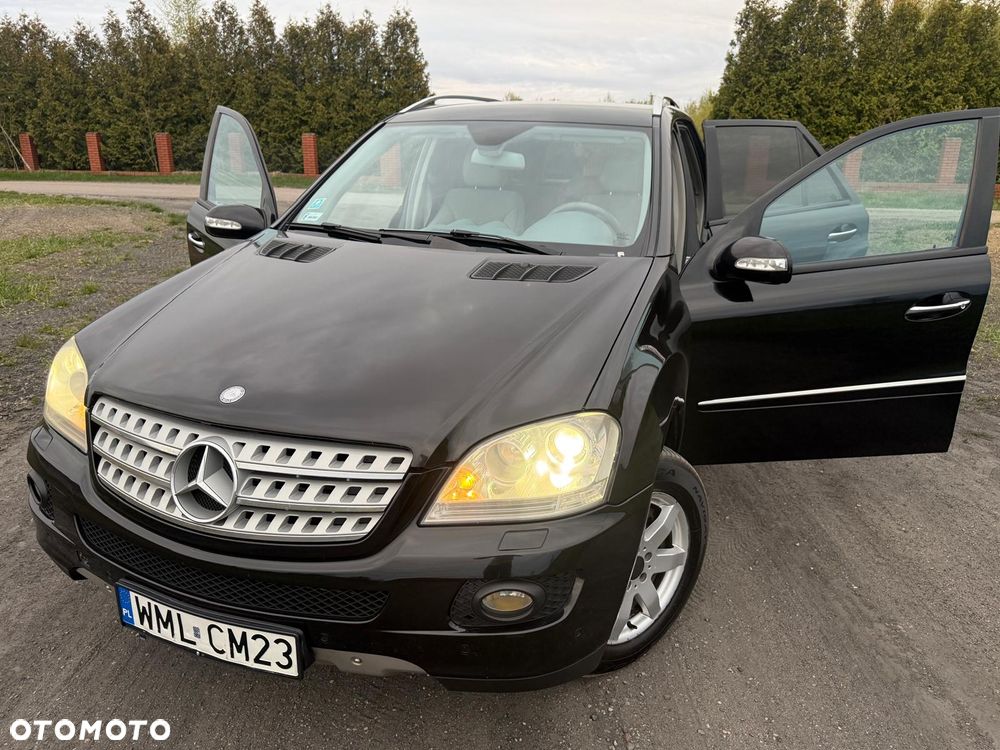 Mercedes-Benz ML - 15