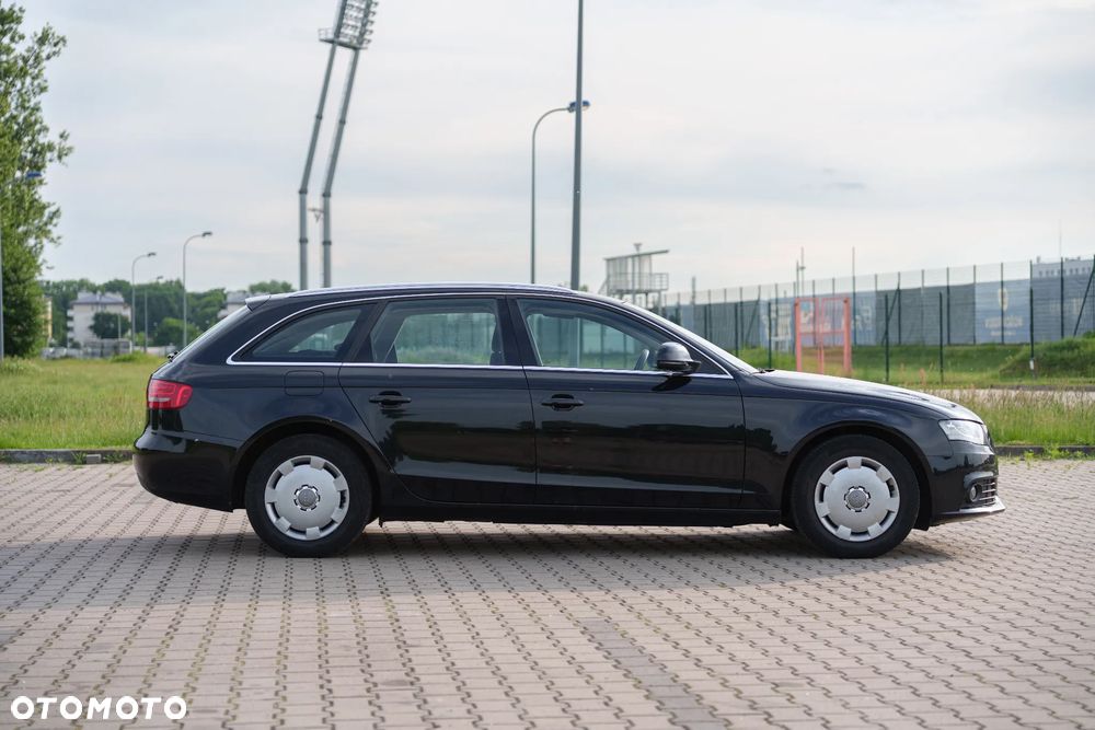 Audi A4 Avant 2.0 TDI DPF Attraction - 5