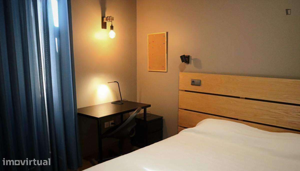 Quarto - localizado em Vila nova de gaia - Grande imagem: 5/30