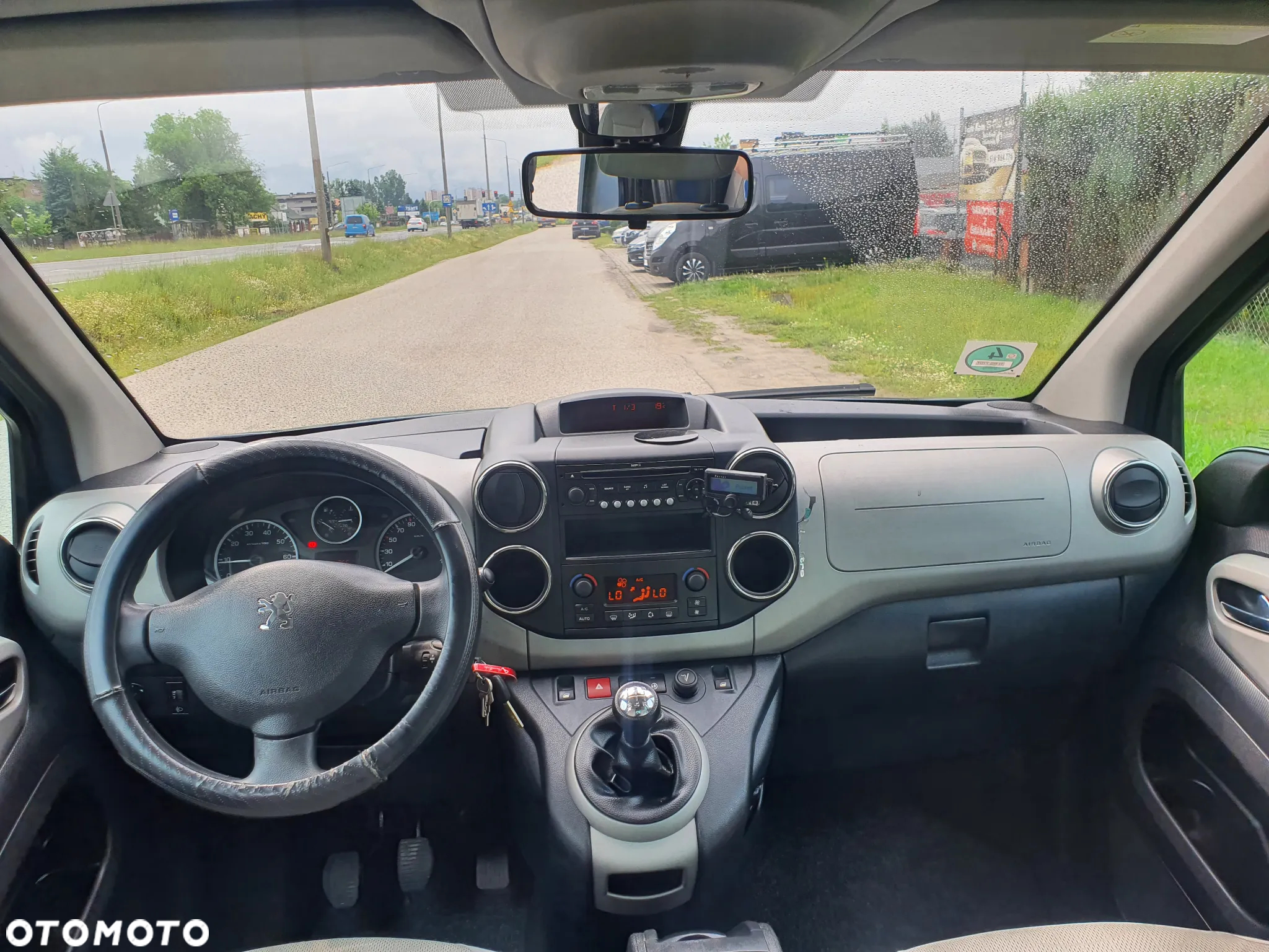 Peugeot Partner Tepee HDi FAP 110 Escapade - 11