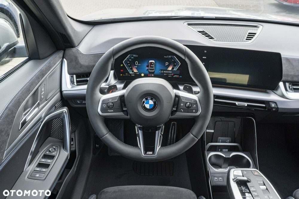 BMW X1 sDrive18i - 17