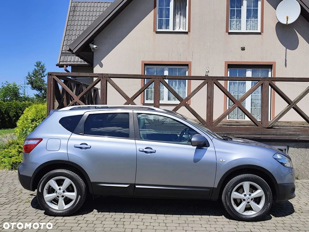Nissan Qashqai 2.0 dCi 4x4 Tekna - 9