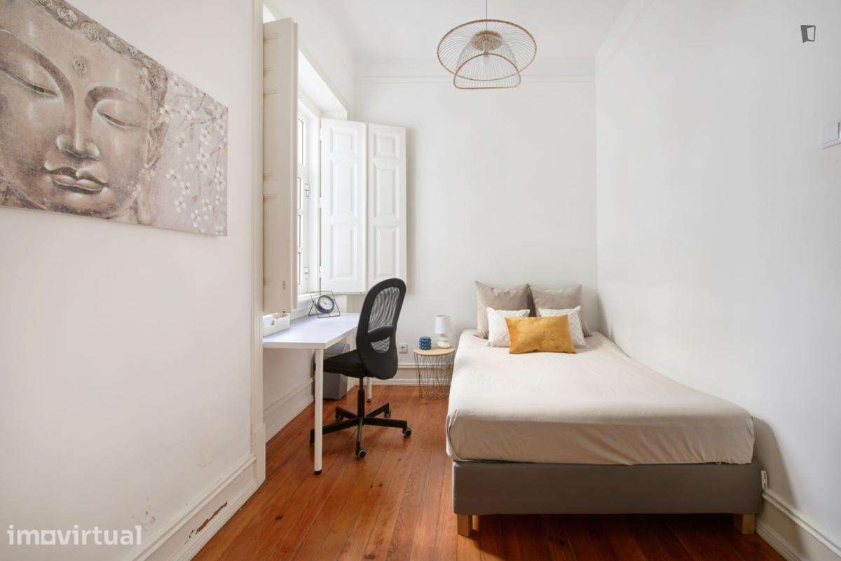 Quarto - localizado em Alcântara Lisbon - Grande imagem: 3/27