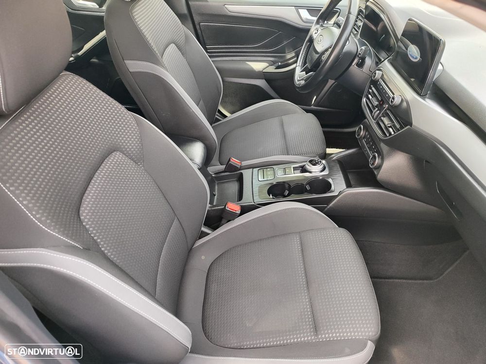 Ford Focus 1.5 TDCi ECOBlue Connected Aut. - 11