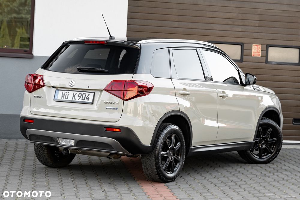 Suzuki Vitara 1.5 Dualjet Hybrid AGS Comfort+ "SHINKAI" - 10