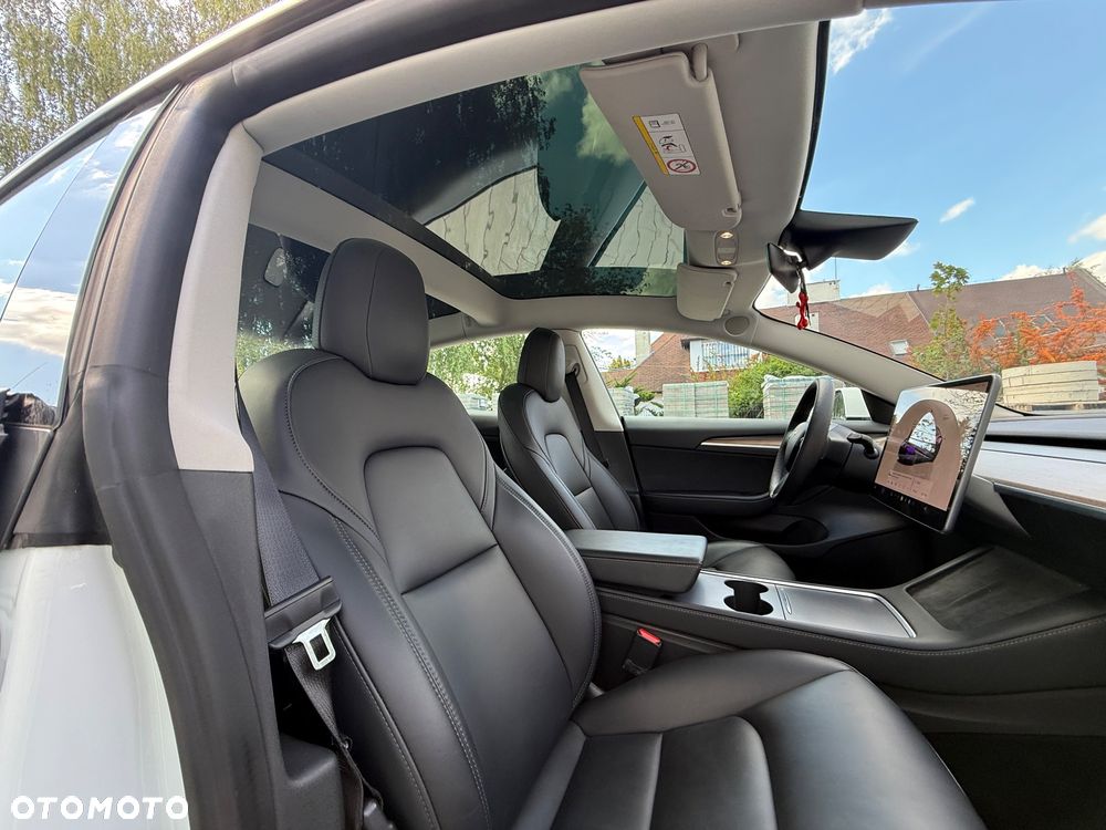 Tesla Model 3 RWD - 18