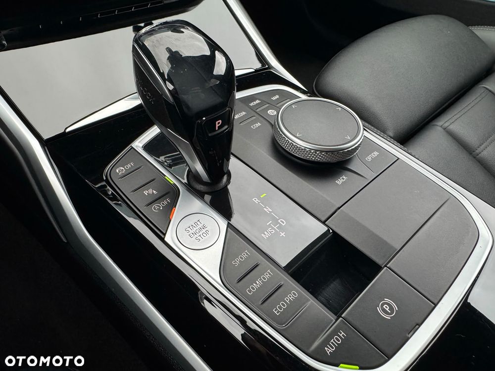 BMW Seria 3 320d xDrive Luxury Line - 19