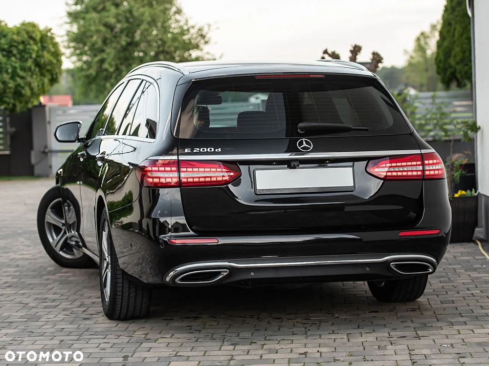 Mercedes-Benz Klasa E 200 d Avantgarde - 8